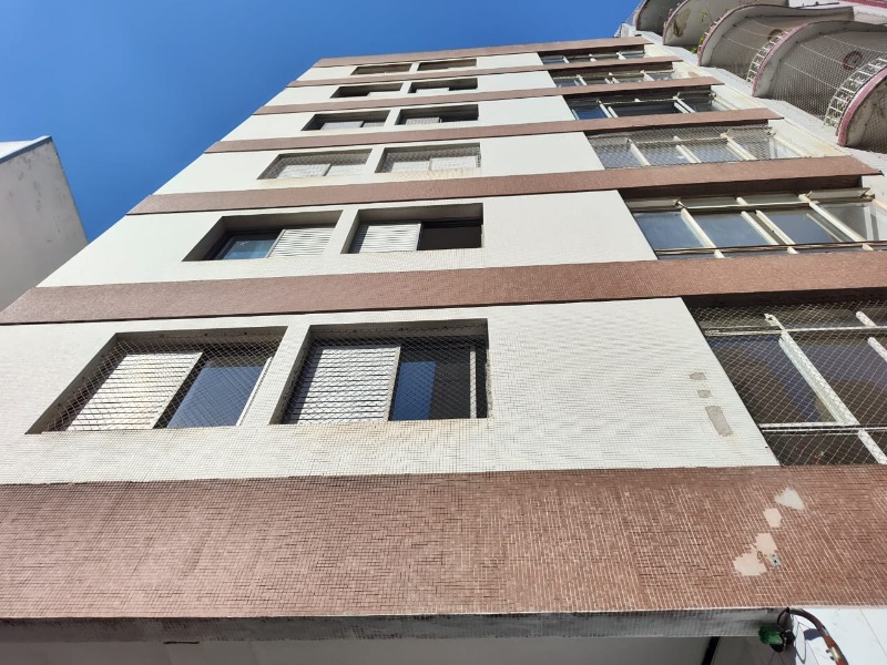 Apartamento para alugar com 2 quartos, 98m² - Foto 18