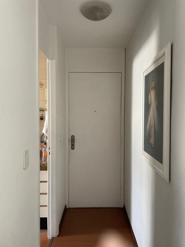 Apartamento à venda com 2 quartos, 50m² - Foto 4