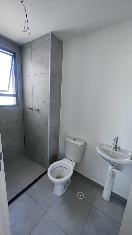 Apartamento à venda com 2 quartos, 40m² - Foto 17