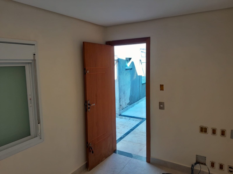 Casa à venda com 4 quartos, 220m² - Foto 38