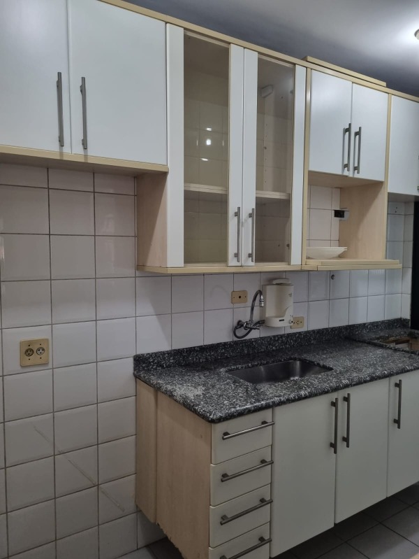 Apartamento à venda com 2 quartos, 57m² - Foto 12