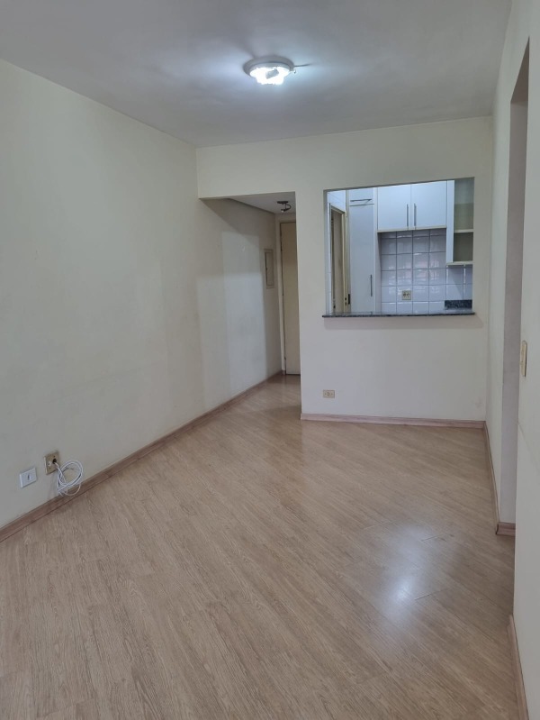 Apartamento à venda com 2 quartos, 57m² - Foto 4