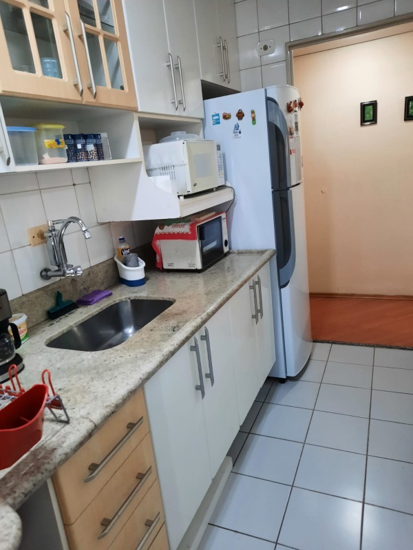 Apartamento à venda com 2 quartos, 58m² - Foto 6