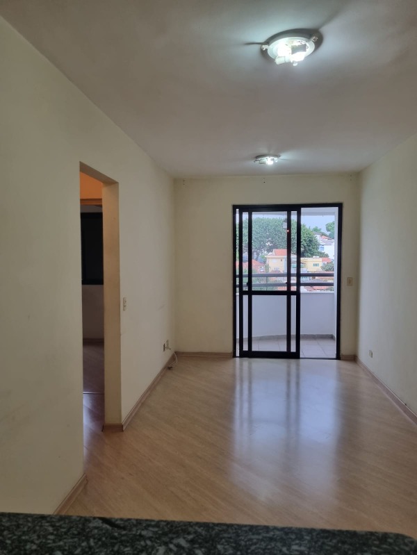 Apartamento à venda com 2 quartos, 57m² - Foto 3