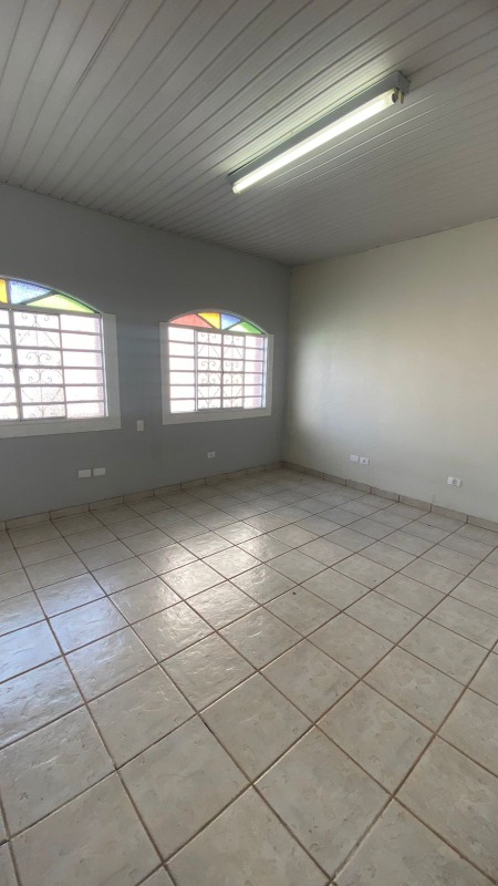 Casa para alugar com 1 quarto, 95m² - Foto 1