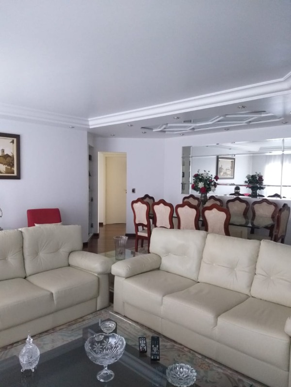 Apartamento à venda com 3 quartos, 137m² - Foto 5