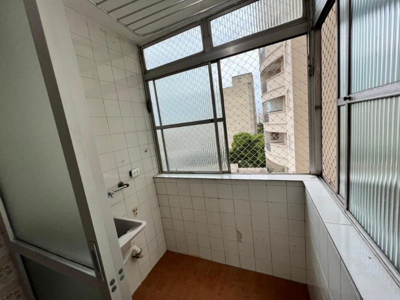 Apartamento à venda com 1 quarto, 34m² - Foto 3