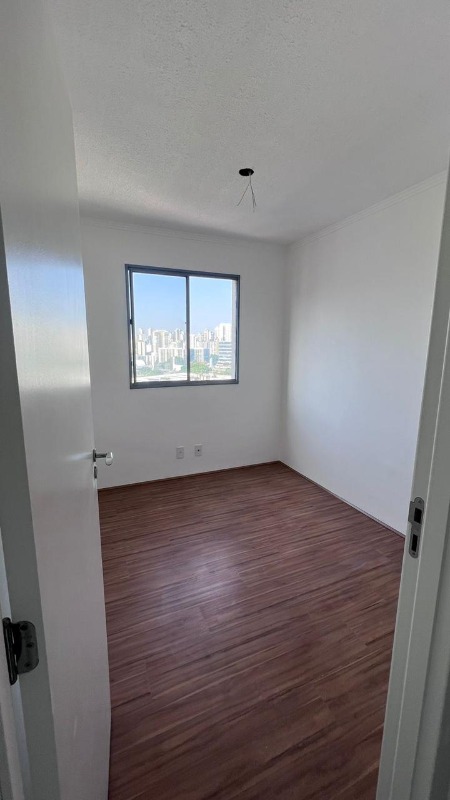 Apartamento à venda com 2 quartos, 40m² - Foto 11