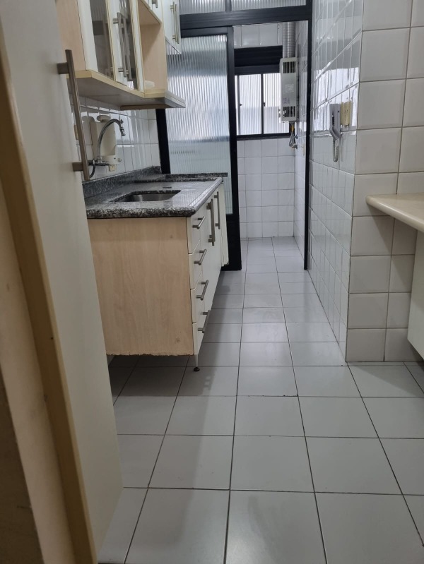 Apartamento à venda com 2 quartos, 57m² - Foto 8