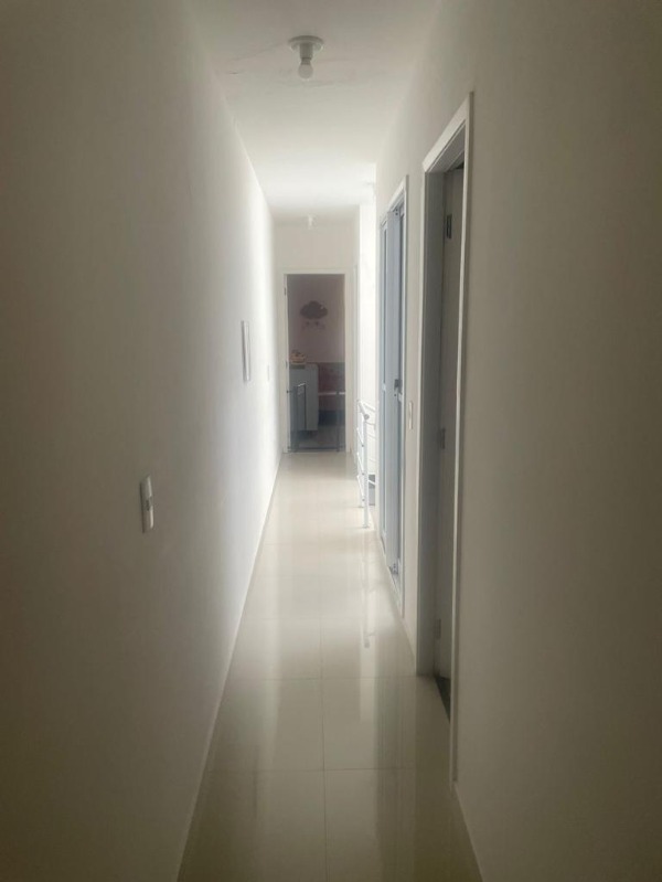 Casa à venda com 3 quartos, 200m² - Foto 12