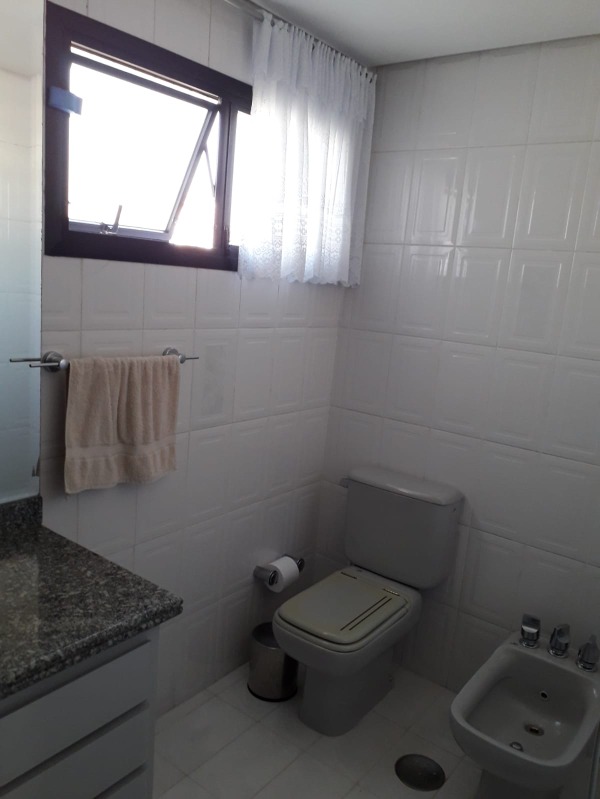 Apartamento à venda com 3 quartos, 137m² - Foto 27