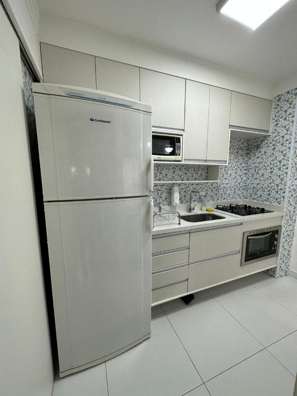 Apartamento à venda com 1 quarto, 28m² - Foto 10