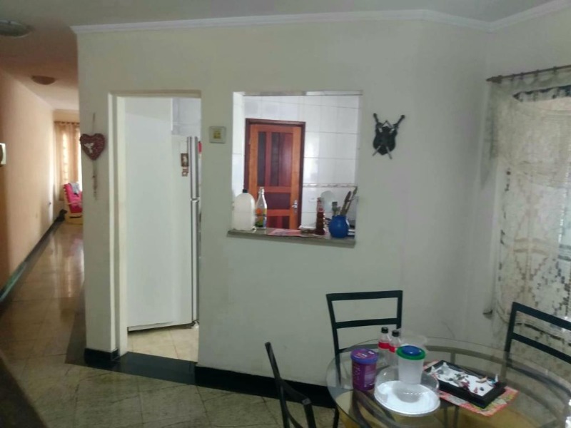 Casa à venda com 3 quartos, 177m² - Foto 11