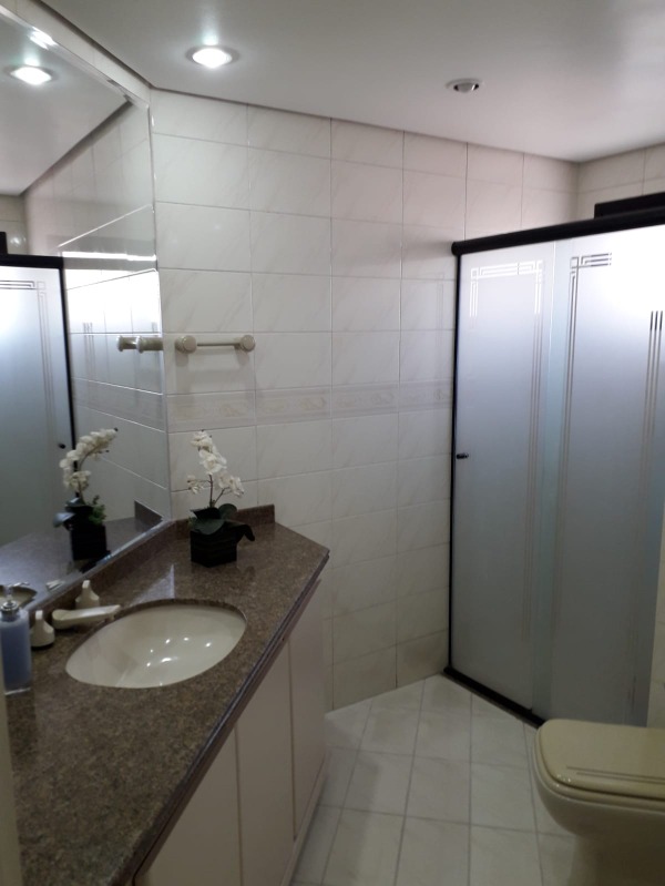 Apartamento à venda com 3 quartos, 137m² - Foto 25