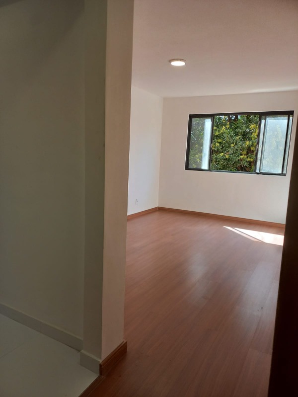 Apartamento à venda com 2 quartos, 50m² - Foto 3