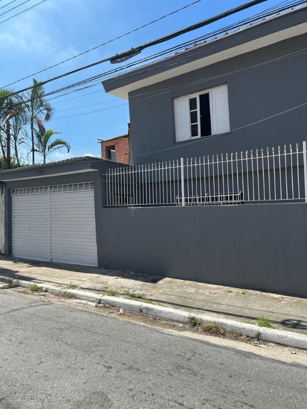 Casa à venda com 2 quartos, 100m² - Foto 13