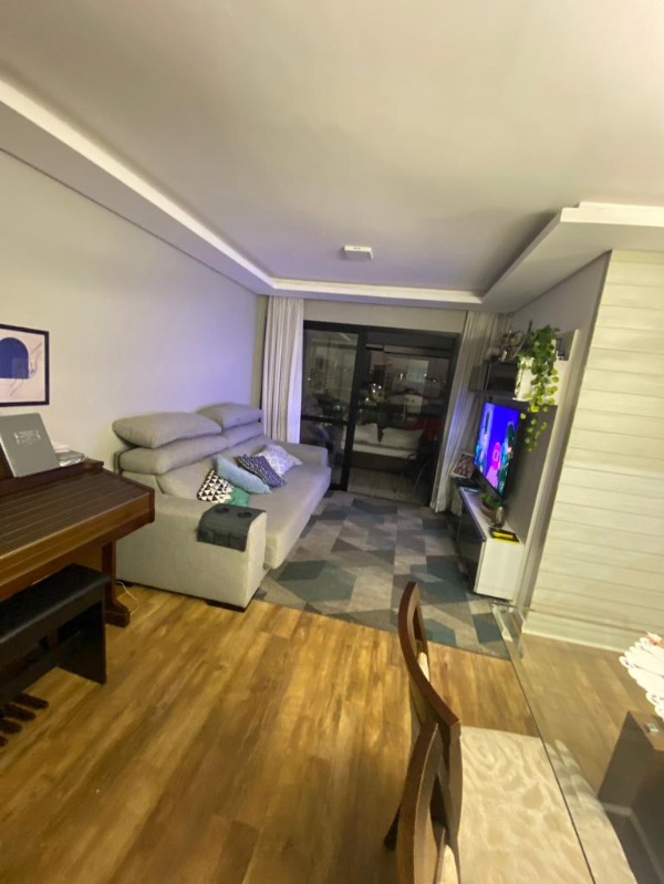 Apartamento à venda com 3 quartos, 83m² - Foto 1