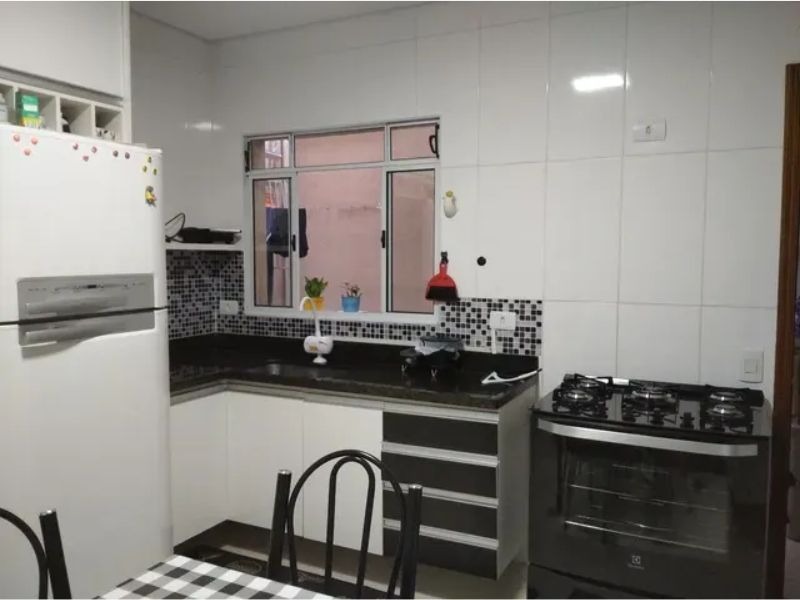 Casa à venda com 3 quartos, 120m² - Foto 10