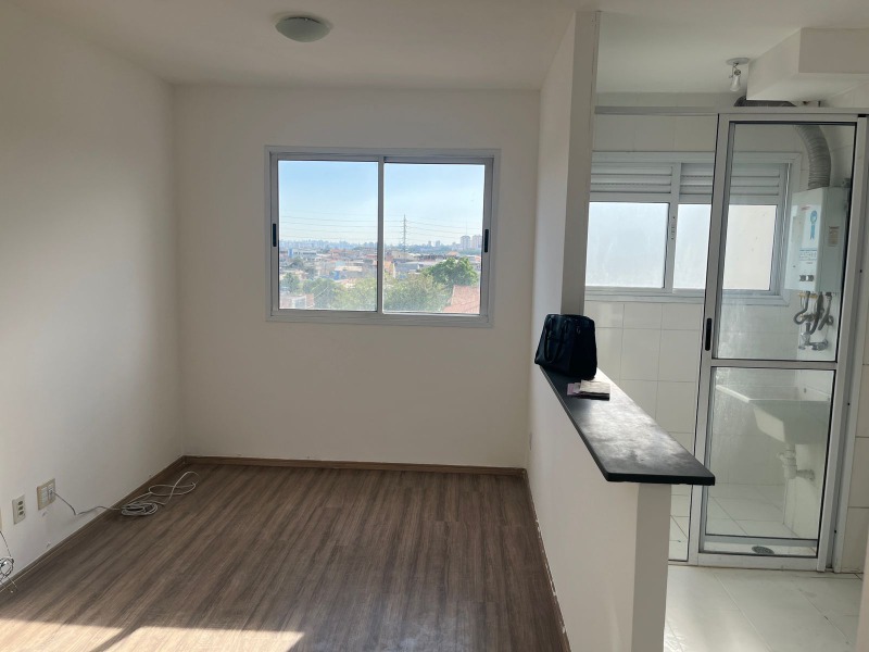 Apartamento à venda com 2 quartos, 46m² - Foto 2