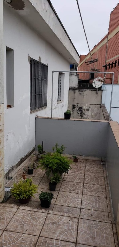 Casa à venda com 4 quartos, 270m² - Foto 25