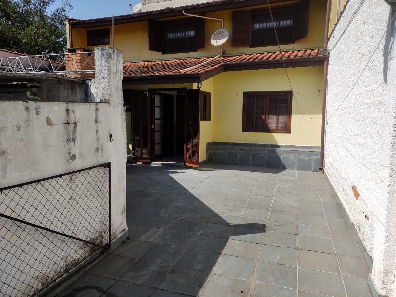 Casa à venda com 1 quarto, 60m² - Foto 5