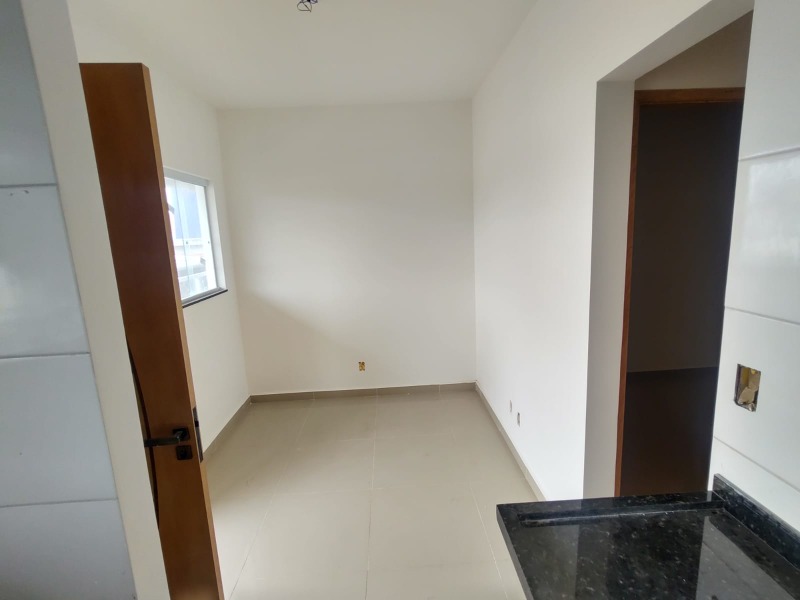 Apartamento à venda com 2 quartos, 33m² - Foto 3