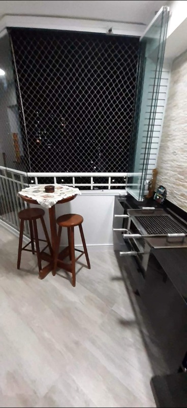 Apartamento à venda com 2 quartos, 65m² - Foto 4