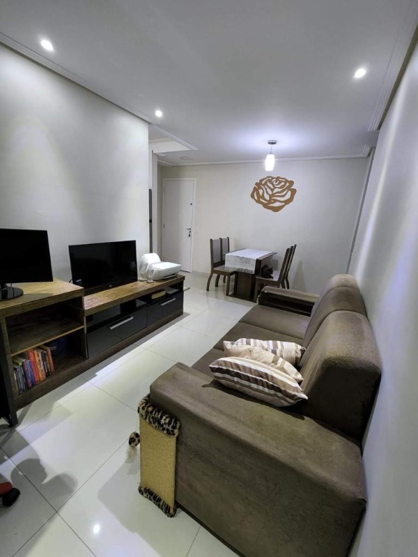 Apartamento à venda com 1 quarto, 38m² - Foto 7