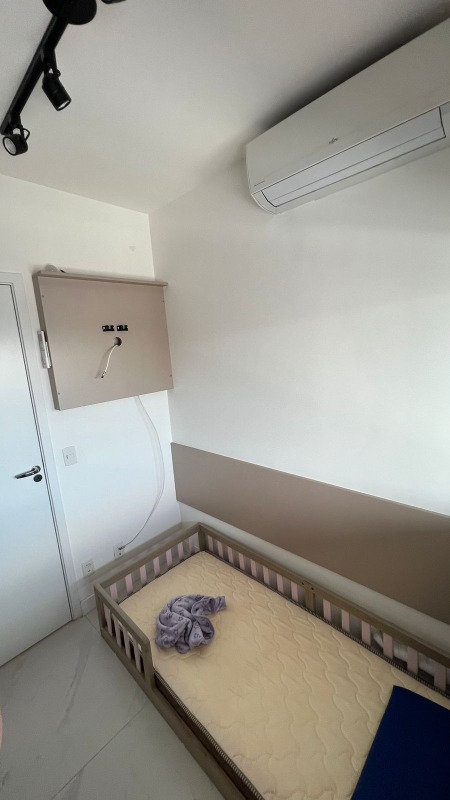 Apartamento à venda com 2 quartos, 67m² - Foto 14