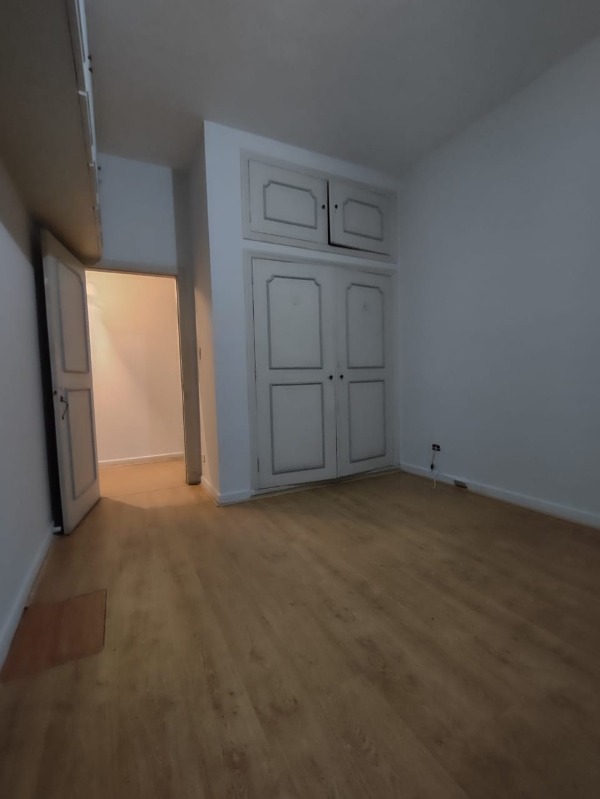 Apartamento à venda com 3 quartos, 165m² - Foto 13