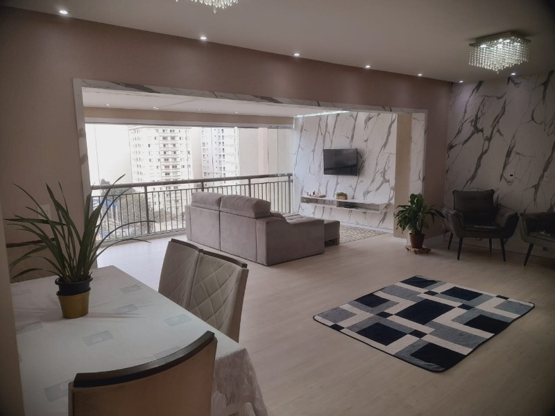 Apartamento à venda com 3 quartos, 135m² - Foto 2