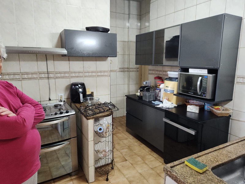 Apartamento à venda com 3 quartos, 136m² - Foto 6