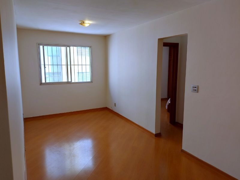 Apartamento à venda com 2 quartos, 58m² - Foto 1