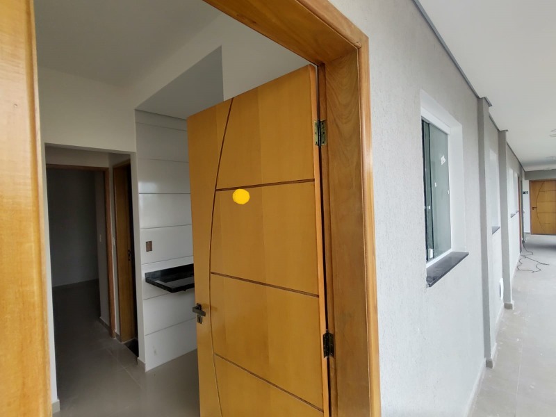 Apartamento à venda com 2 quartos, 33m² - Foto 2