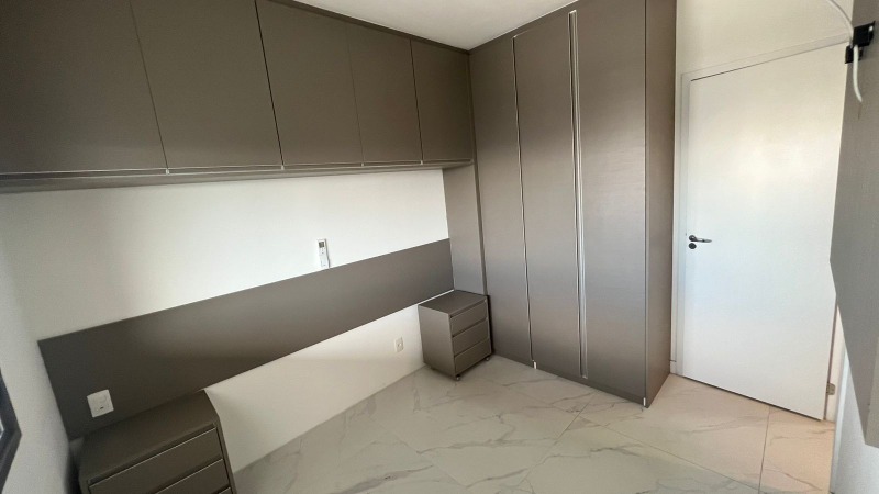 Apartamento à venda com 2 quartos, 67m² - Foto 18