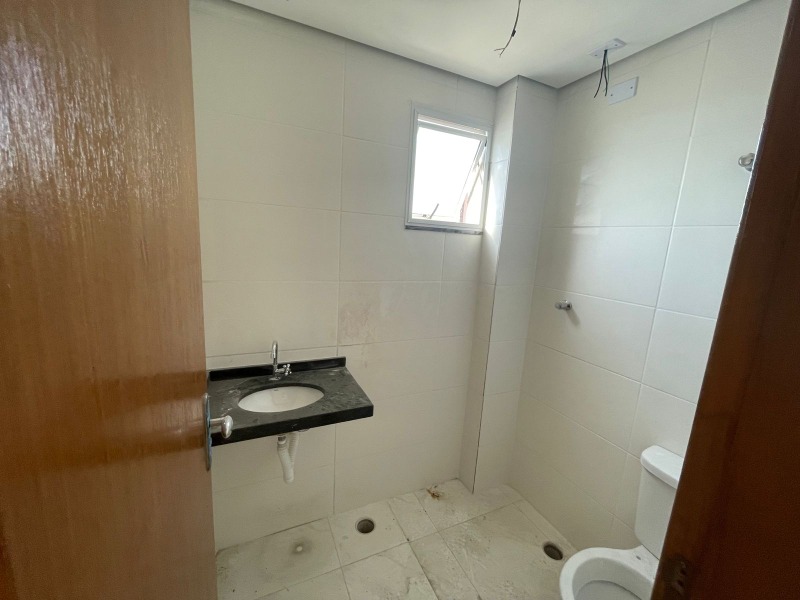 Apartamento à venda com 2 quartos, 40m² - Foto 7