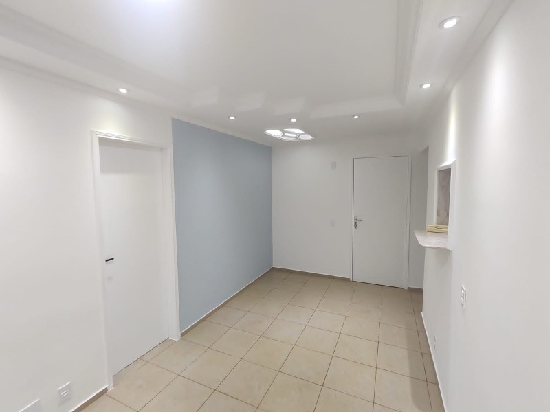 Apartamento à venda com 2 quartos, 46m² - Foto 3