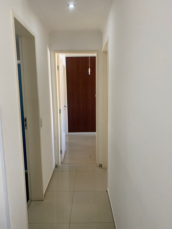 Apartamento à venda com 2 quartos, 74m² - Foto 11