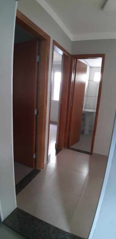 Apartamento à venda com 2 quartos, 51m² - Foto 11