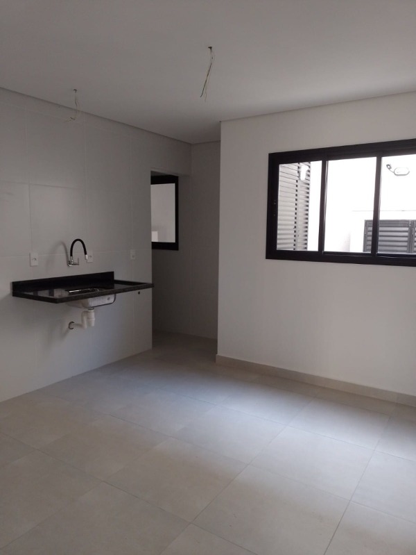 Apartamento à venda com 2 quartos, 30m² - Foto 2