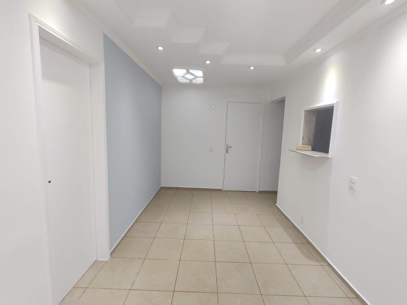 Apartamento à venda com 2 quartos, 46m² - Foto 2