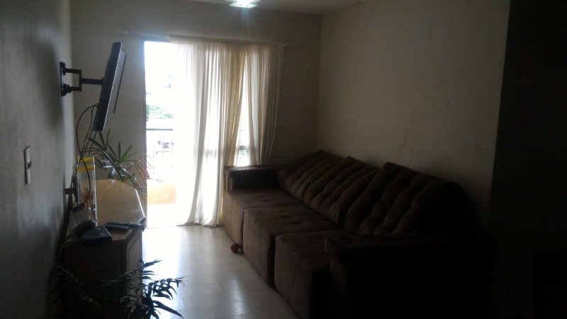 Apartamento à venda com 2 quartos, 78m² - Foto 1