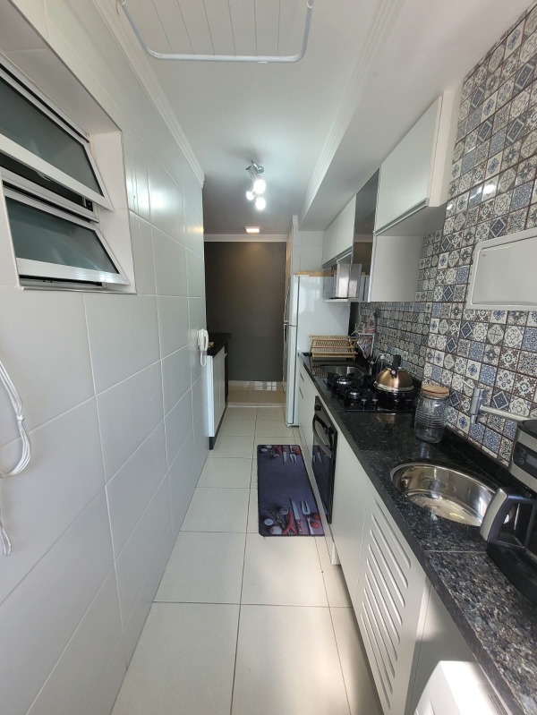 Apartamento à venda com 2 quartos, 59m² - Foto 17