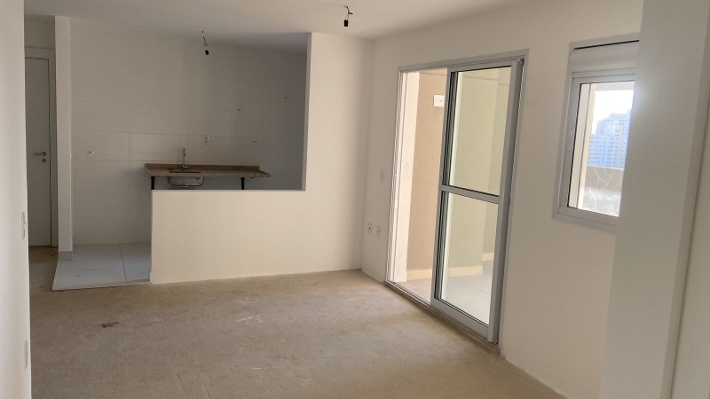 Apartamento à venda com 2 quartos, 85m² - Foto 2