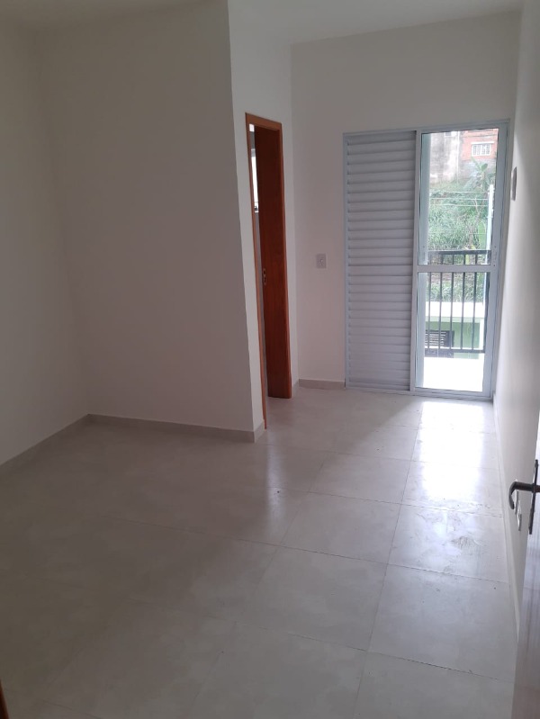 Casa à venda com 2 quartos, 80m² - Foto 10