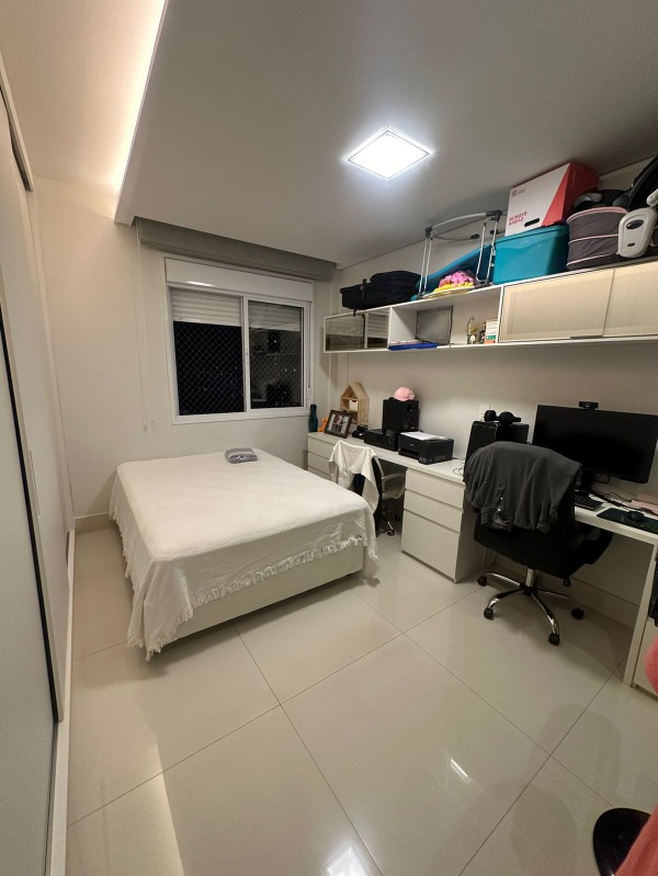 Apartamento à venda com 3 quartos, 165m² - Foto 7