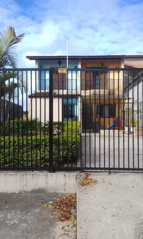 Casa de Condomínio à venda com 2 quartos, 63m² - Foto 1