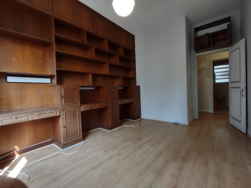 Apartamento à venda com 3 quartos, 165m² - Foto 9