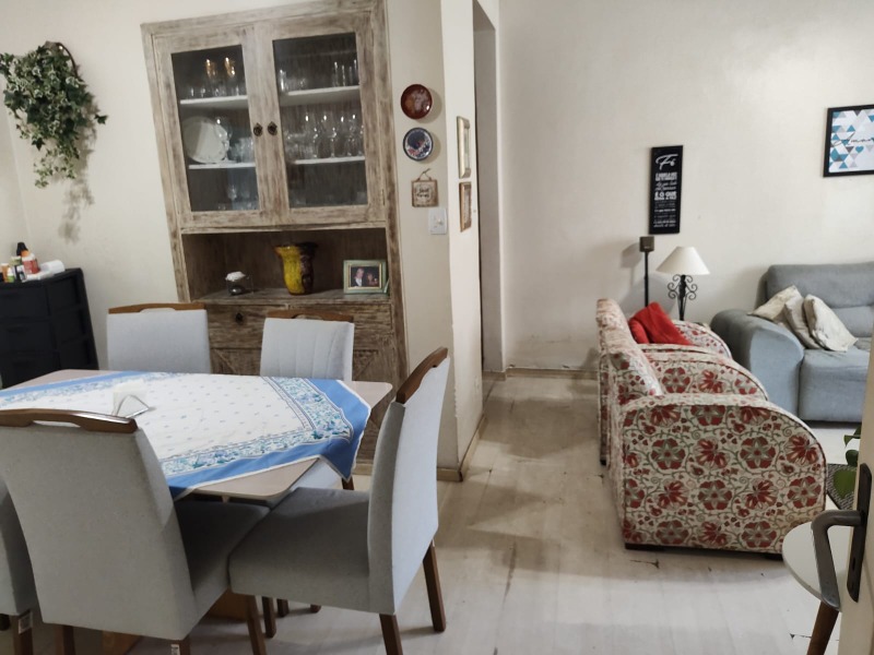 Apartamento à venda com 3 quartos, 136m² - Foto 2