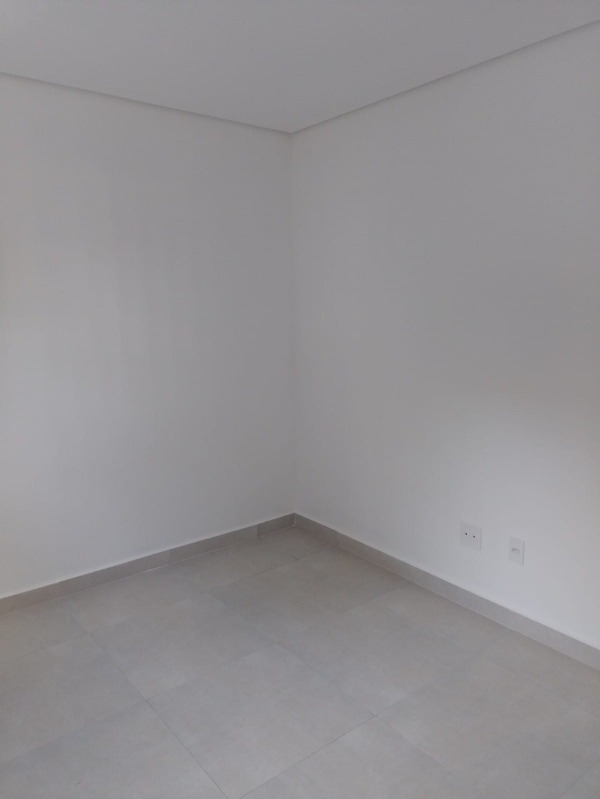 Apartamento à venda com 2 quartos, 30m² - Foto 3